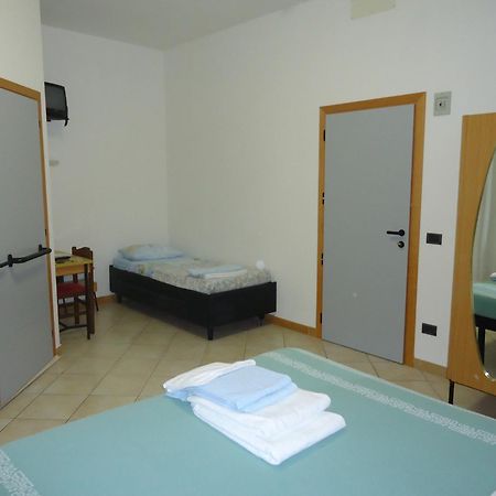 Hotel L&V Rimini Eksteriør billede