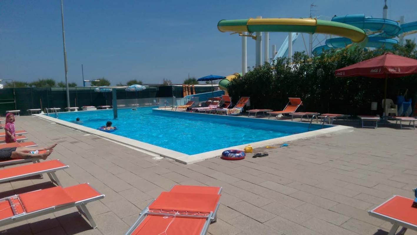 Hotel L&V Rimini Eksteriør billede
