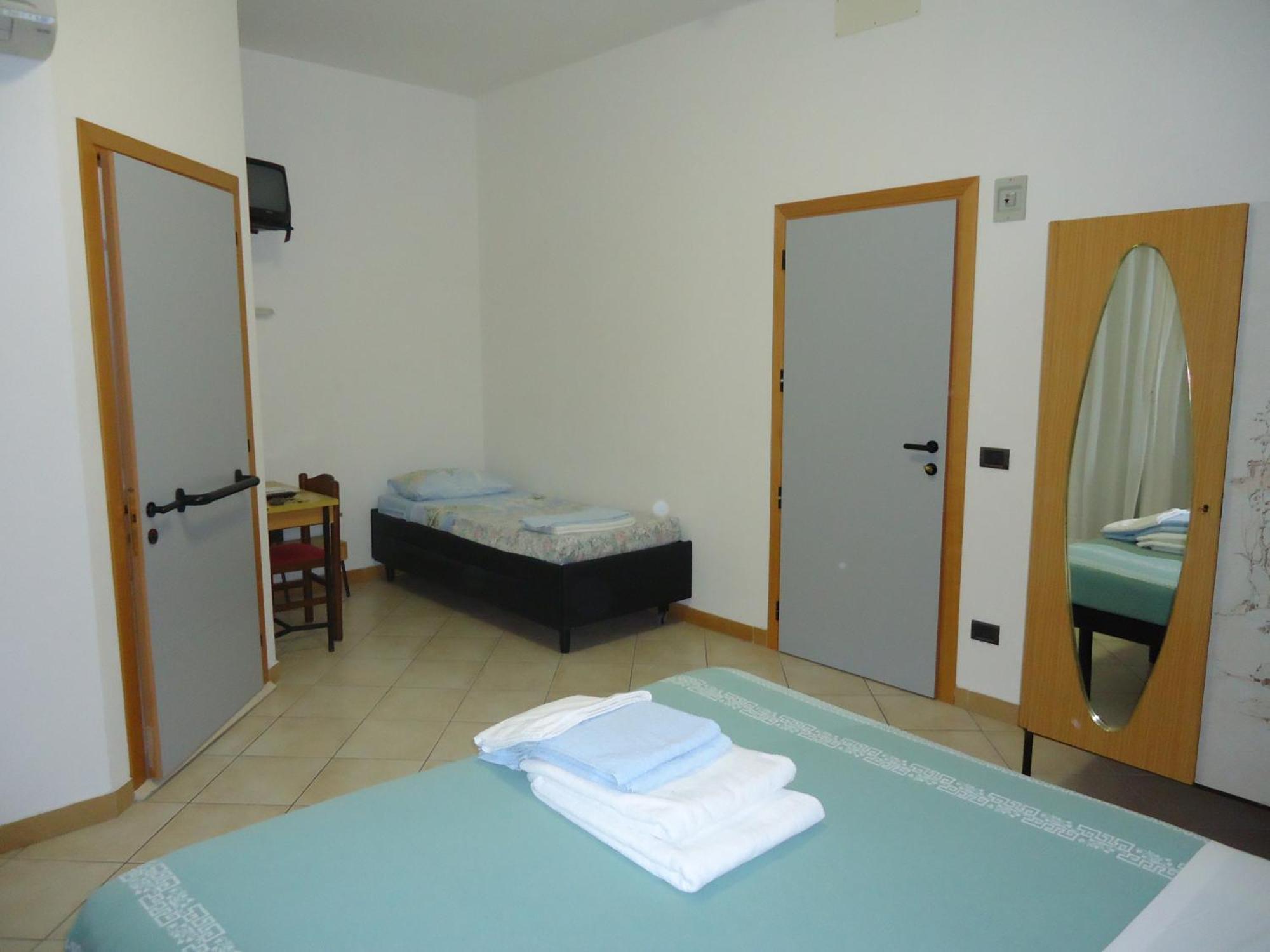 Hotel L&V Rimini Eksteriør billede