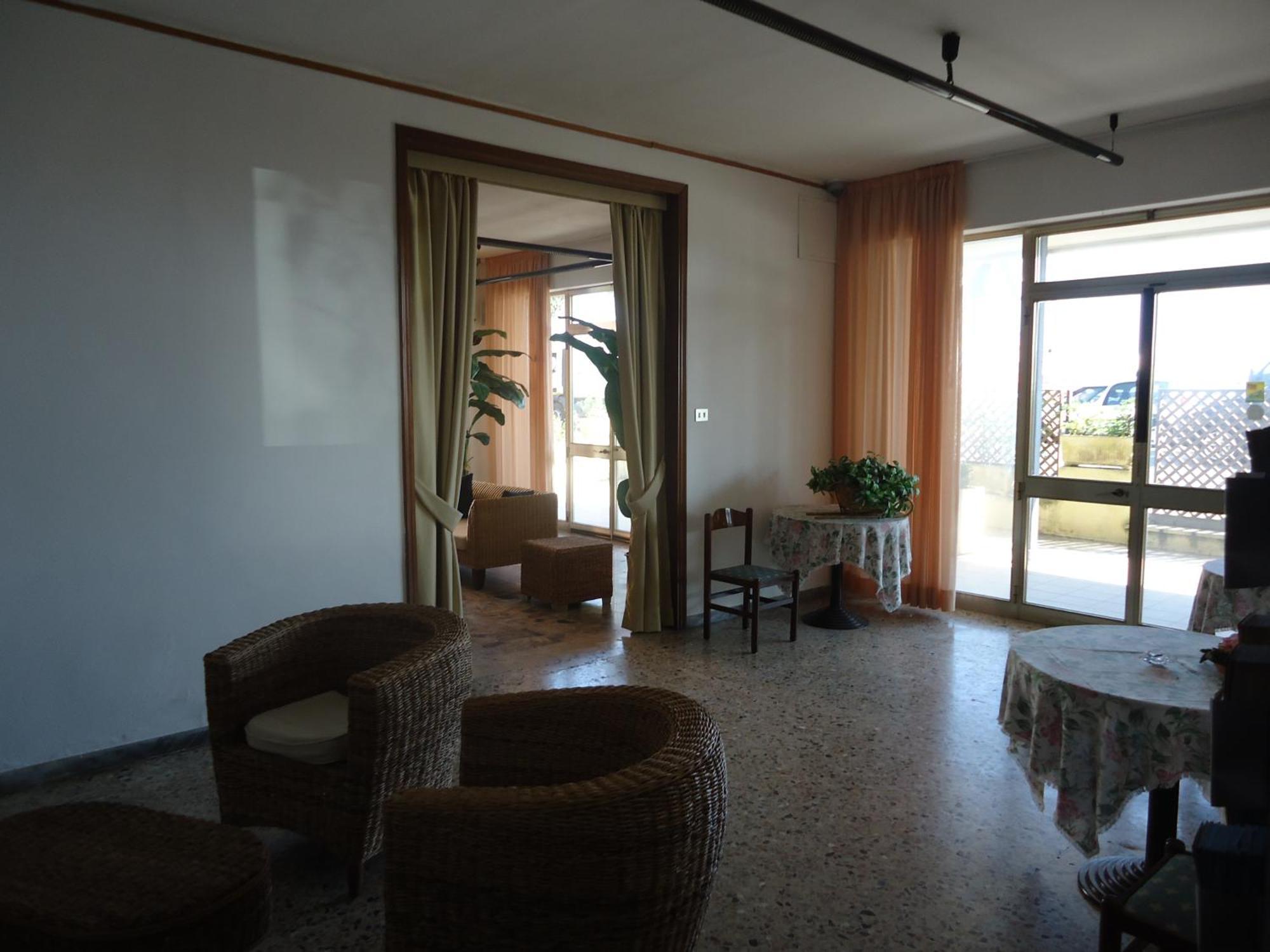 Hotel L&V Rimini Eksteriør billede