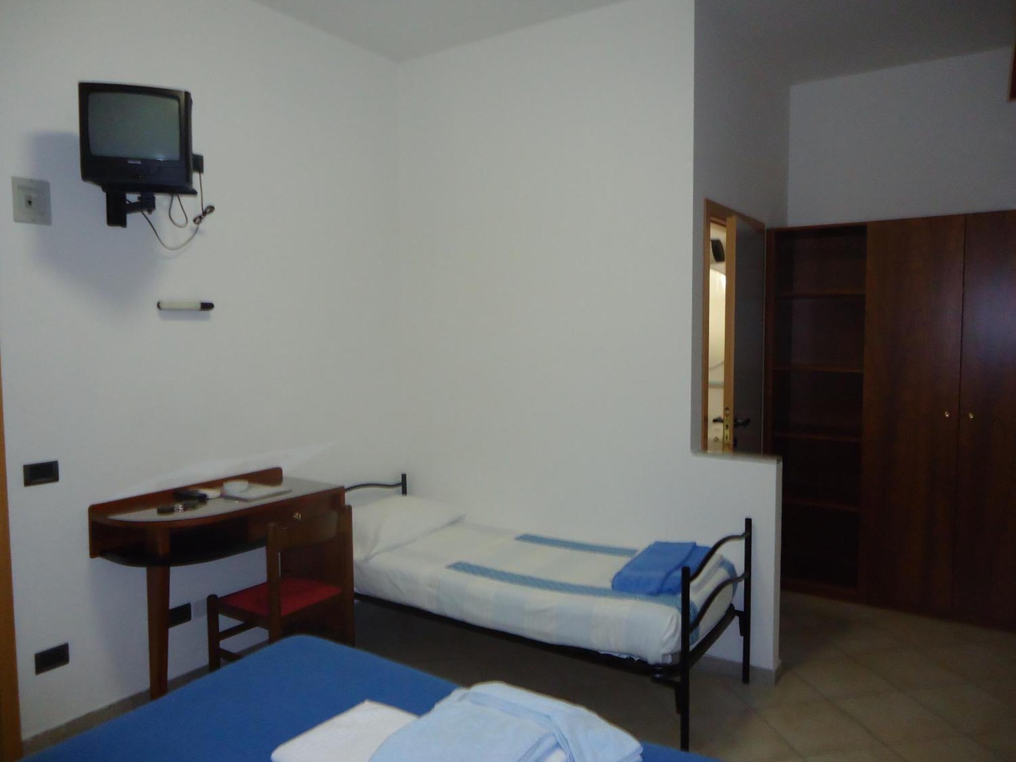 Hotel L&V Rimini Eksteriør billede