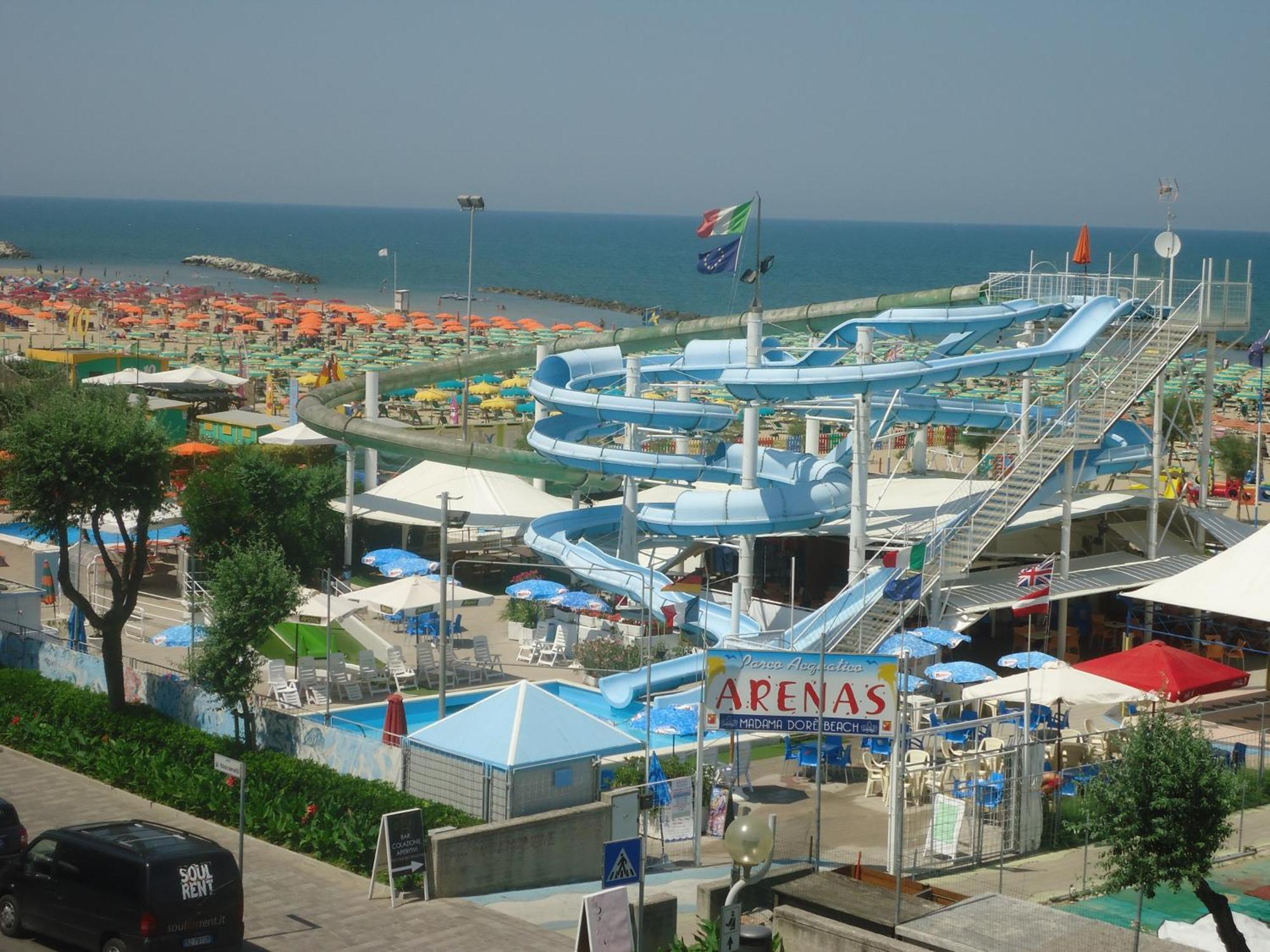 Hotel L&V Rimini Eksteriør billede